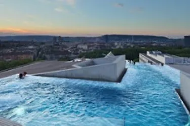 Szálloda B2 Zürich