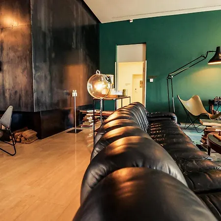 B2 Boutique 4*
