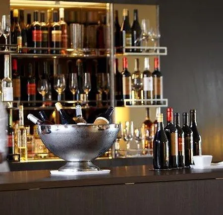 B2 Boutique 4*
