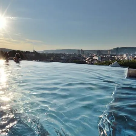 Szálloda B2 Zürich