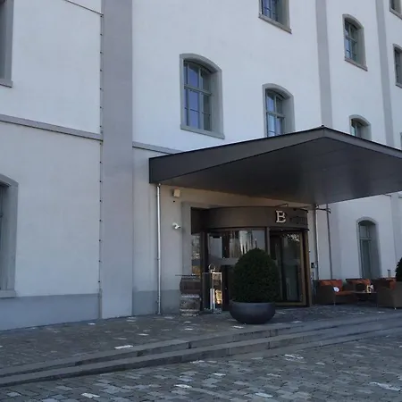 Szálloda B2 Zürich