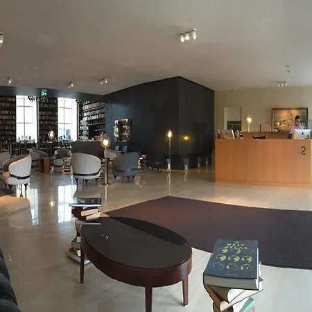 B2 Boutique