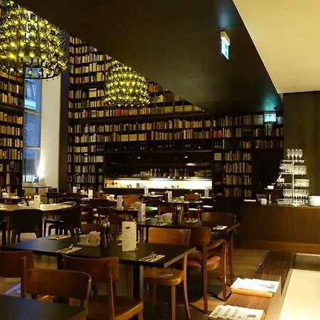 Hotel B2 Boutique 4*