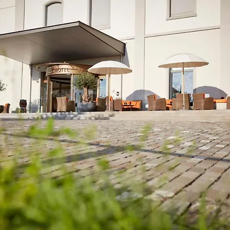 B2 Hotel 4*